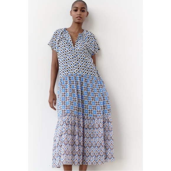 Zara Dresses & Skirts - ZARA Elle Mag Favorite Printed Maxi Lightweight Dress Med